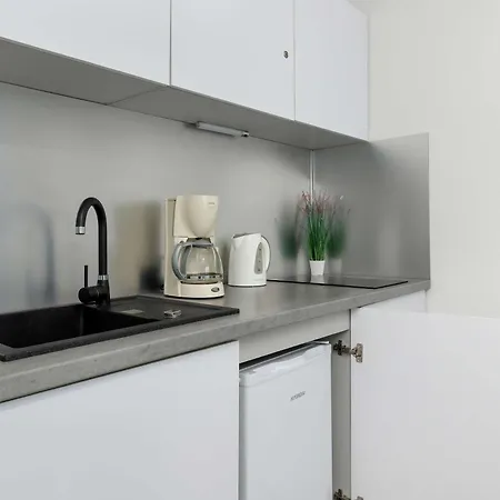Przytulne Trojka Pod Zaglami W Jastrzebiej Gorze Z Tarasem By Renters * Jastrzębia Góra